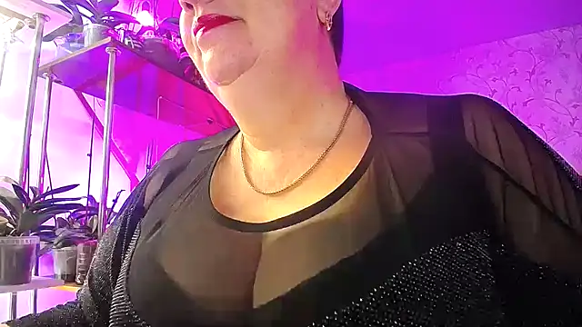  Sweet Woman online show from 11/17/25, 05:44