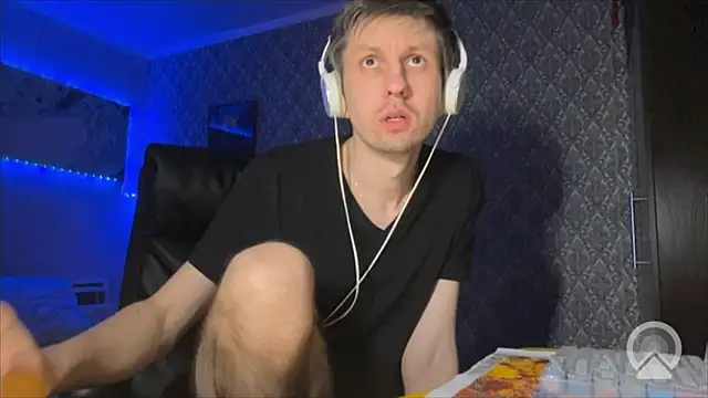 Aki-Laky online show from 03/06/26, 08:48