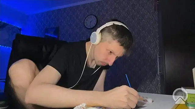 Aki-Laky online show from 12/18/25, 08:34