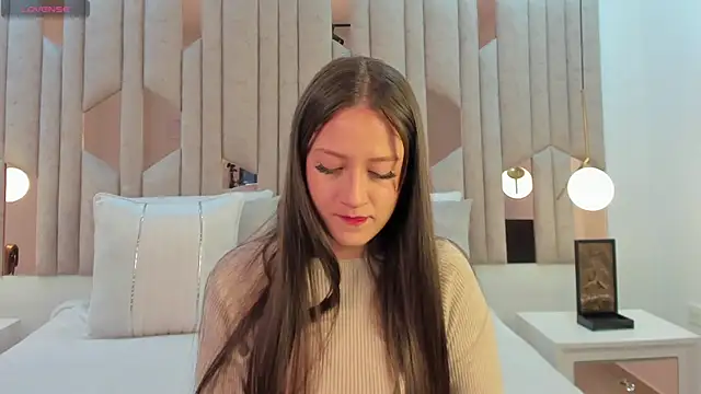 1m caro  online show from 02/06/25, 04:42