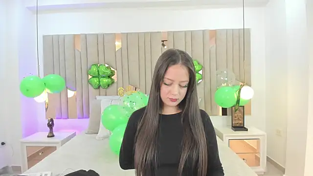 1m caro  online show from 03/18/25, 05:34