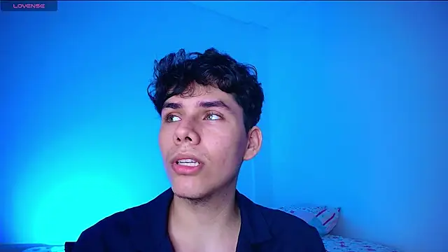 Snapshot of Naytoon__lex chatting on 11/24/25, 10:37 Naytoon lex online show from 11/24/25, 10:37