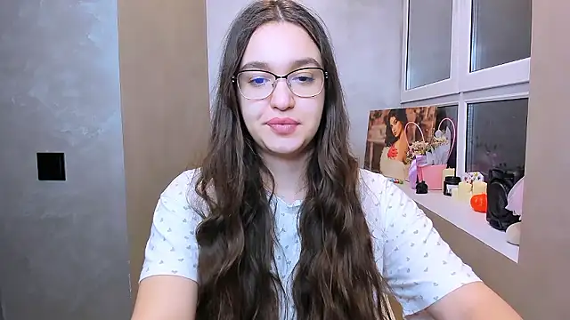 Snapshot of fancy_bunny chatting on 02/07/26, 07:33 fancy bunny online show from 02/07/26, 07:33