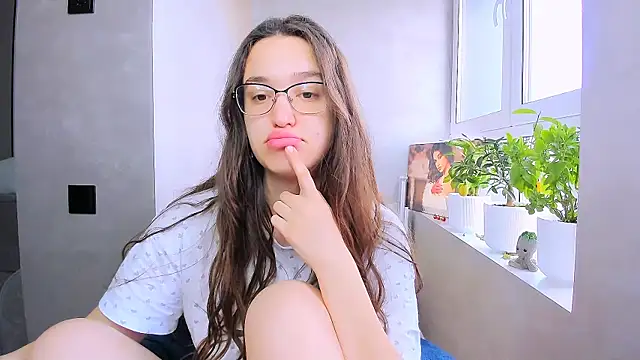 fancy bunny online show from 04/25/26, 05:54