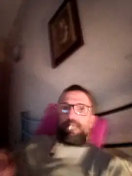 Snapshot of Porco81cazzo chatting on 11/29/25, 09:04 Porco81cazzo online show from 11/29/25, 09:04