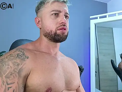 OwenMaximus814 online show from 03/19/26, 05:46