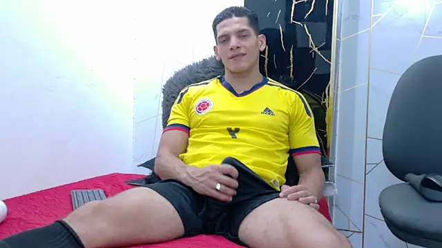 Snapshot of Steven_x94 chatting on 06/17/26, 07:46 Steven x94 online show from 06/17/26, 07:46