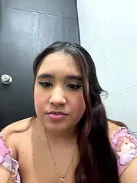 Snapshot of melyescobar chatting on 01/11/26, 03:35 melyescobar online show from 01/11/26, 03:35