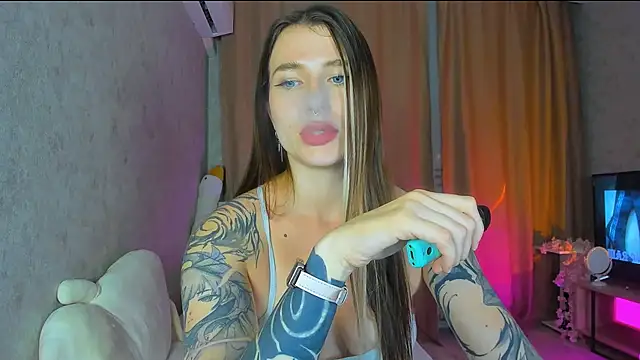 Snapshot of MuseMelody chatting on 11/27/25, 02:06 MuseMelody online show from 11/27/25, 02:06