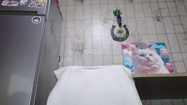 Ariaa AngelX online show from 10/29/25, 09:58