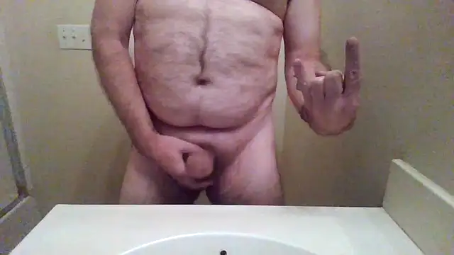 WatchinU82 online show from 12/21/25, 06:37