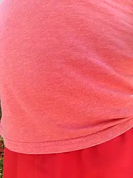 Snapshot of WatchinU82 chatting on 09/23/25, 05:42 WatchinU82 online show from 09/23/25, 05:42