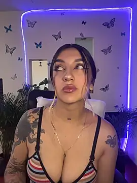 Lia-mitch online show from 07/21/26, 06:53