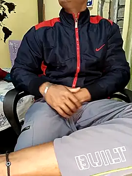 Snapshot of loveboyrp chatting on 02/25/26, 02:12 loveboyrp online show from 02/25/26, 02:12