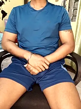 Snapshot of loveboyrp chatting on 02/23/26, 09:10 loveboyrp online show from 02/23/26, 09:10