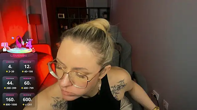 LadyIzabel online show from 04/09/26, 02:45