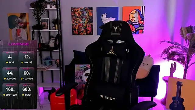 LadyIzabel online show from 10/29/25, 08:35