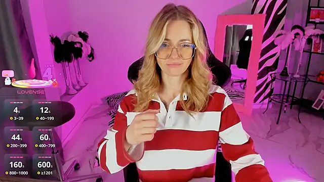 LadyIzabel online show from 02/25/26, 02:28