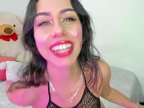 Snapshot of Lunadahia chatting on 02/17/25, 08:41 Lunadahia online show from 02/17/25, 08:41