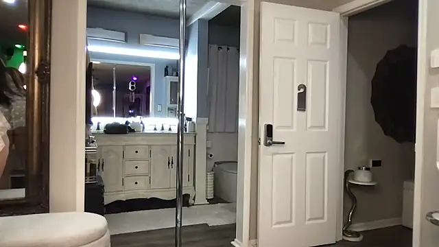 curvyfunlover online show from 10/06/25, 10:49