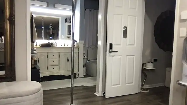 curvyfunlover online show from 10/01/25, 11:25