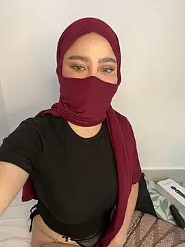 amaal  online show from 12/16/25, 07:40