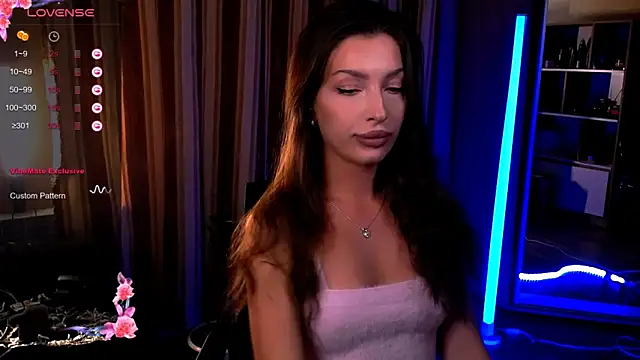 Laura Bess online show from 10/02/25, 09:40