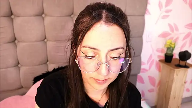 Sweet Sammy  online show from 10/17/25, 03:54