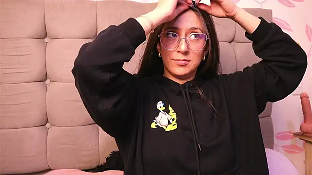 Sweet Sammy  online show from 11/04/25, 03:54