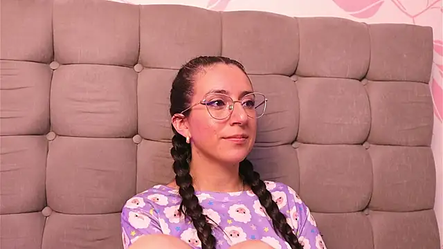 Sweet Sammy  online show from 11/20/25, 04:02