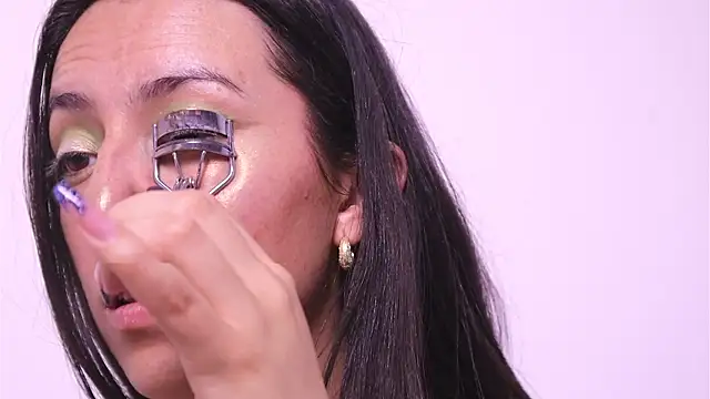 Sweet Sammy  online show from 10/31/25, 07:54