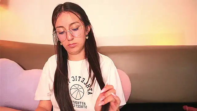 Snapshot of Sweet_Sammy_ chatting on 02/17/26, 07:33 Sweet Sammy online show from 02/17/26, 07:33