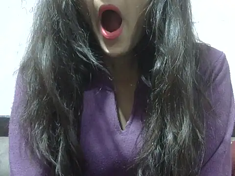 Aayesha online show from 11/23/25, 05:06