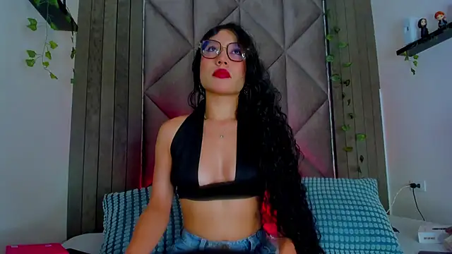 BriaConner  online show from 07/11/26, 02:56