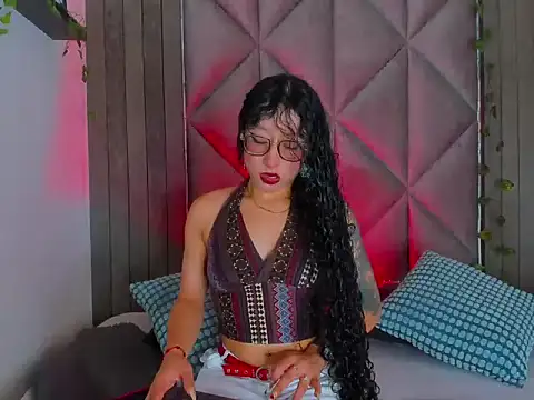 BriaConner  online show from 06/26/26, 02:50