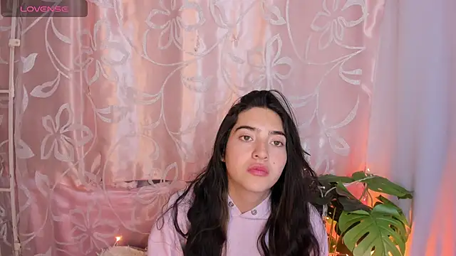 Arii vega  online show from 05/03/26, 05:27