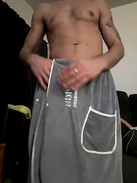 freakyPR online show from 12/19/25, 04:05