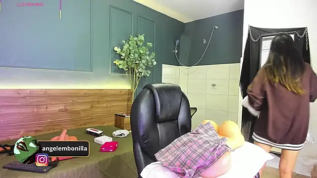 megan morgan01 online show from 03/17/26, 11:24