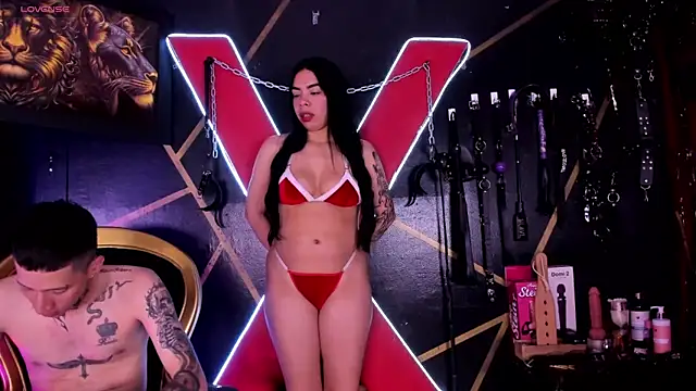 Snapshot of alexa_n_alex chatting on 06/28/26, 01:17 alexa n alex online show from 06/28/26, 01:17