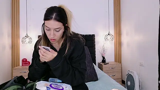 FULL TENTATION  online show from 04/13/26, 08:46