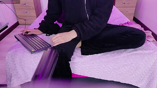 FULL TENTATION  online show from 02/14/26, 02:12