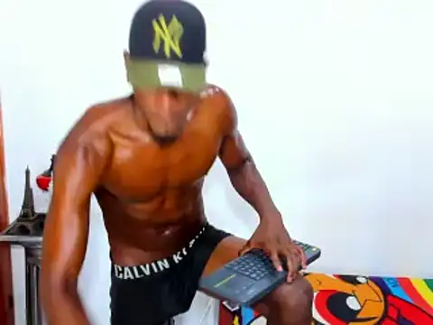 Snapshot of Darick_brown chatting on 02/10/25, 01:55 Darick brown online show from 02/10/25, 01:55