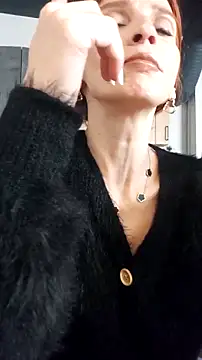 MinnieDrew online show from 11/20/25, 07:58