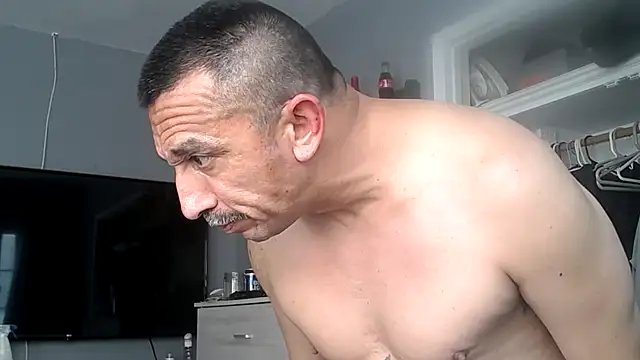 spunncumer online show from 12/14/25, 10:04