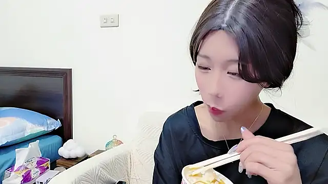 Snapshot of Fine-sand chatting on 10/09/25, 02:39 Fine-sand online show from 10/09/25, 02:39