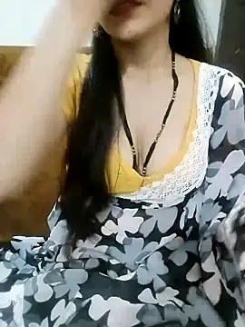 Snapshot of Bulbul_02 chatting on 09/10/25, 05:39 Bulbul 02 online show from 09/10/25, 05:39