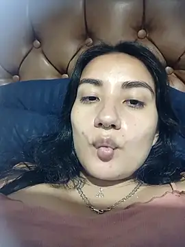 Hellen Alex online show from 04/10/26, 02:02