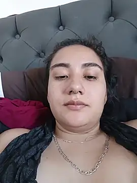 Hellen Alex online show from 02/05/26, 02:02