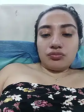 Hellen Alex online show from 12/17/25, 02:55