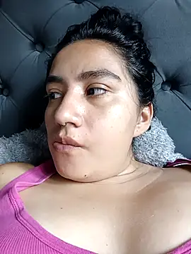 Snapshot of Hellen_Alex chatting on 03/05/25, 02:45 Hellen Alex online show from 03/05/25, 02:45